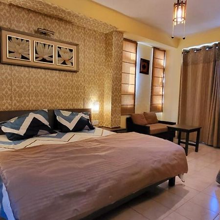 Hotel The Club Nine Mukteshwar Exterior photo