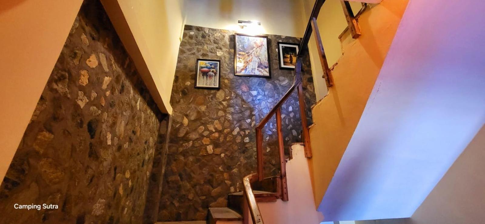 Hotel The Club Nine Mukteshwar Exterior photo