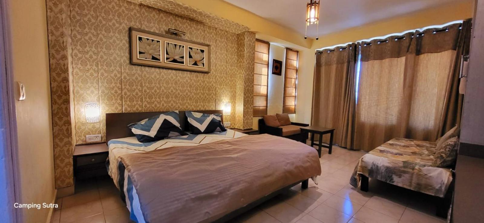 Hotel The Club Nine Mukteshwar Exterior photo